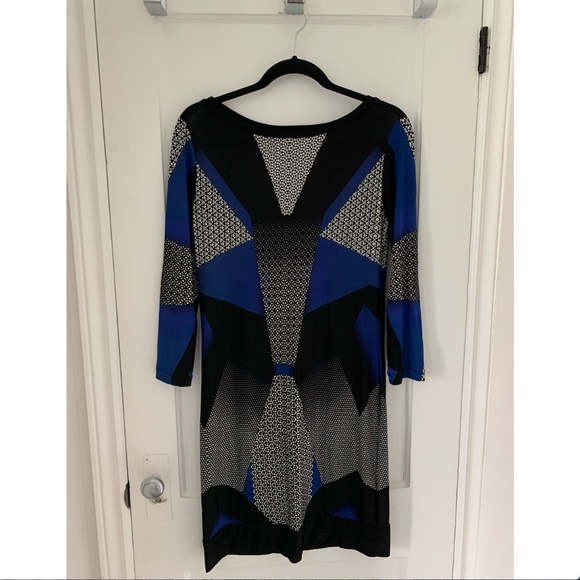 BCBGMaxAzria Dresses & Skirts - BCBG long sleeve jersey dress - size M